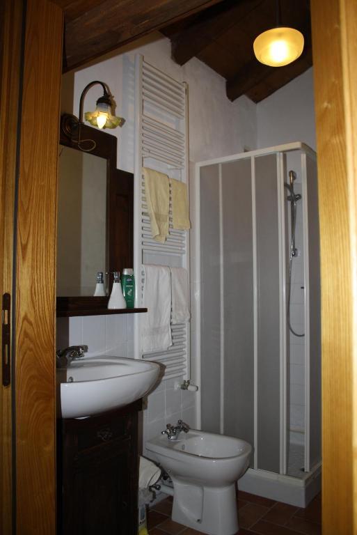 I Guardiani Bed & Breakfast Carlino Ruang foto