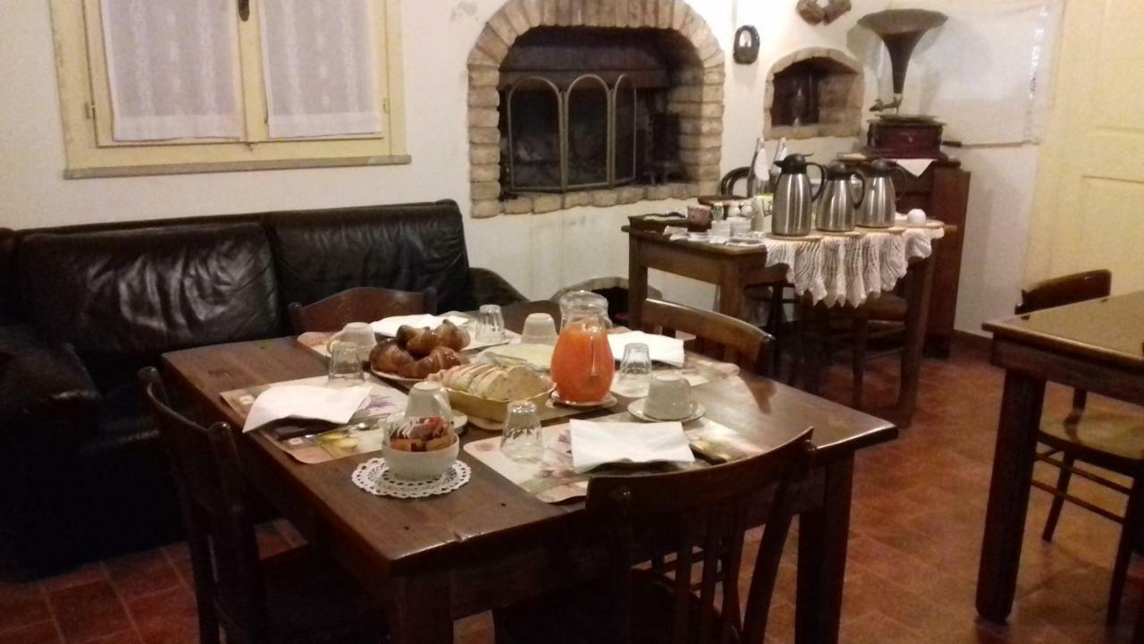 I Guardiani Bed & Breakfast Carlino Bagian luar foto
